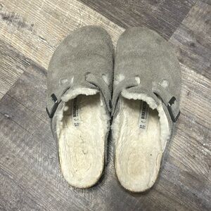 Birkenstock Boston Shearling Clog Suede Leather in Stone Coin size 37